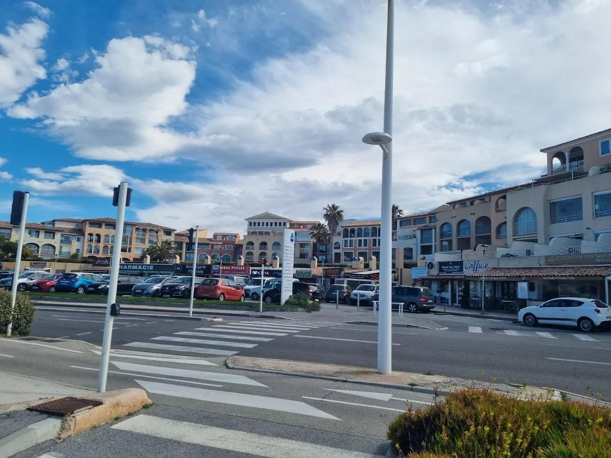 Duplex 44M² Avec Terrasse De 8M² Acces Direct Mer/Pisci/Parking Privatif Surveille Six-Fours-les-Plages Apartamento